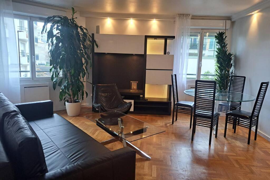 Appartement Aux Portes De Paris Et 5 Minutes Du Metro Шарантон-льо-Пон Екстериор снимка