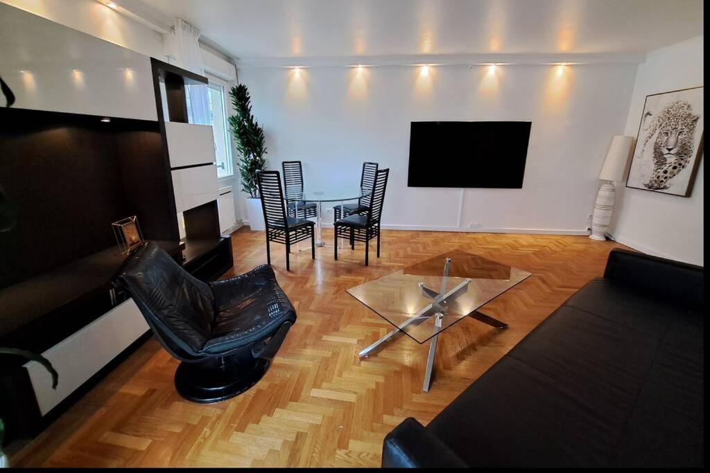 Appartement Aux Portes De Paris Et 5 Minutes Du Metro Шарантон-льо-Пон Екстериор снимка