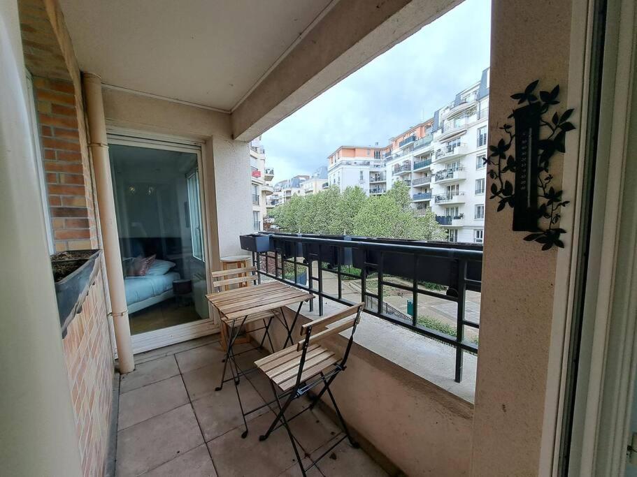 Appartement Aux Portes De Paris Et 5 Minutes Du Metro Шарантон-льо-Пон Екстериор снимка